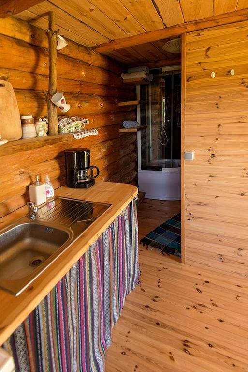 Veskikivi Holiday Home Mäebe المظهر الخارجي الصورة